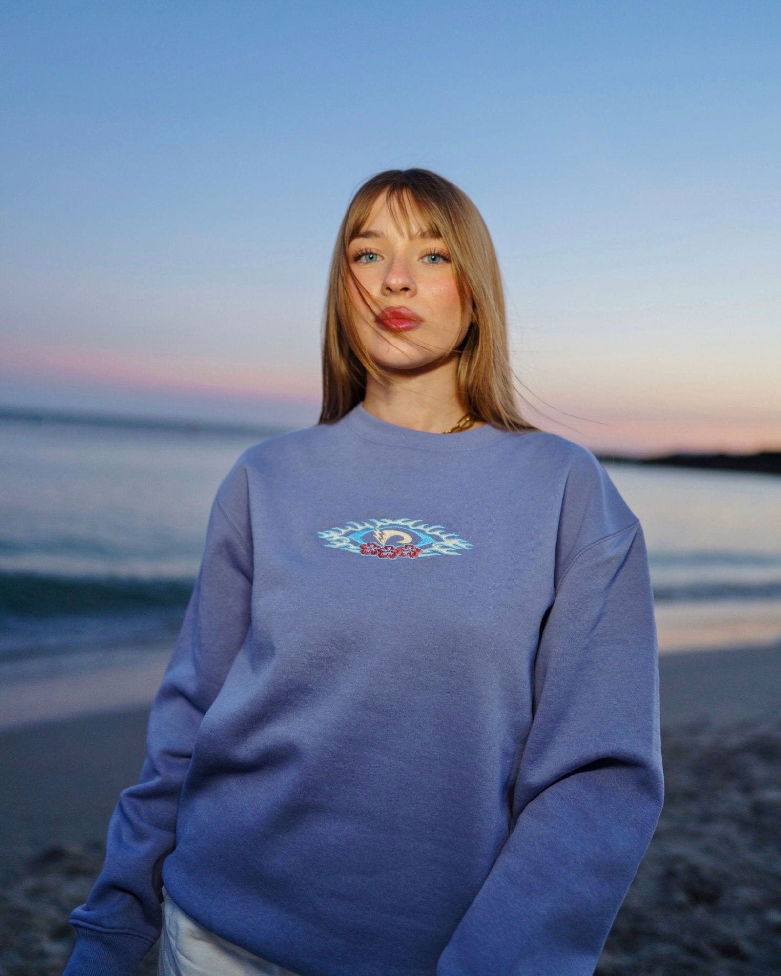 FLAMES CREWNECK - Rakayo Crew